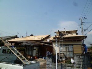 野地板 重ね張り