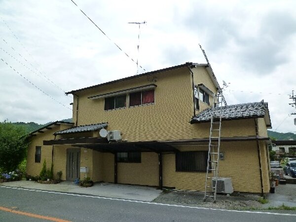 大牟田市　櫟野にてセメント瓦から陶器瓦へ葺き替え　　太洋瓦総工の画像