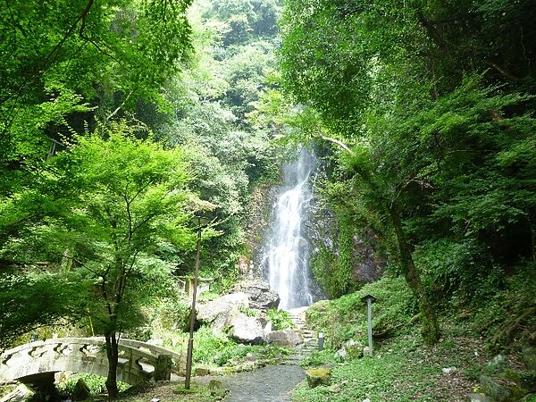 佐賀県の滝を巡ってきました。　　　　太洋瓦総工の画像