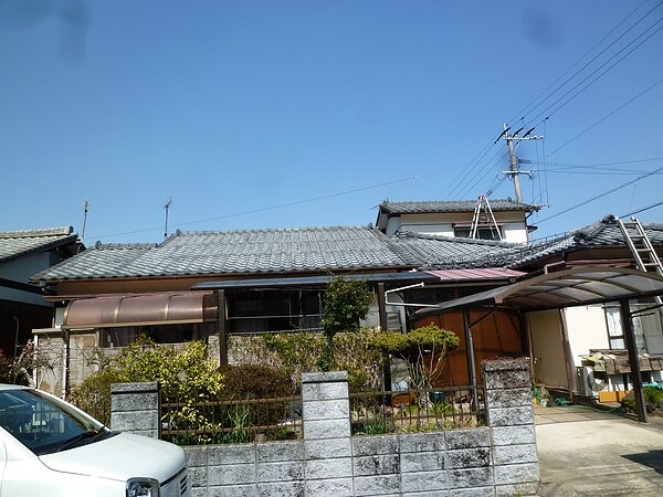 大牟田市　歴木において屋根瓦の葺き替え　　　太洋瓦総工の画像