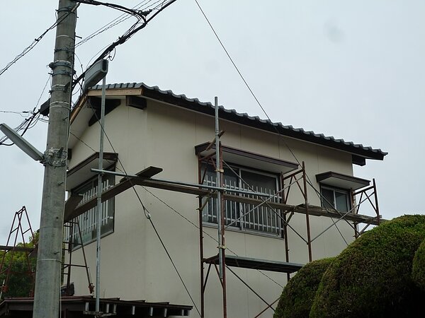 塗装と雨樋の残工事に取り掛かります。　　大牟田市歴木現場　　　の画像