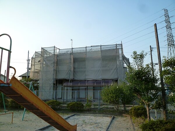 大牟田市田隈において外壁と屋根の塗装そして瓦止め・・・太洋瓦総工の画像
