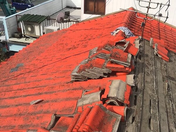 みやま市高田町において屋根瓦の葺き替えの画像