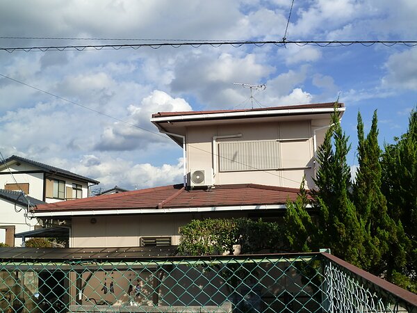 大牟田市三池において、コロニアルから板金屋根へ・・・。の画像